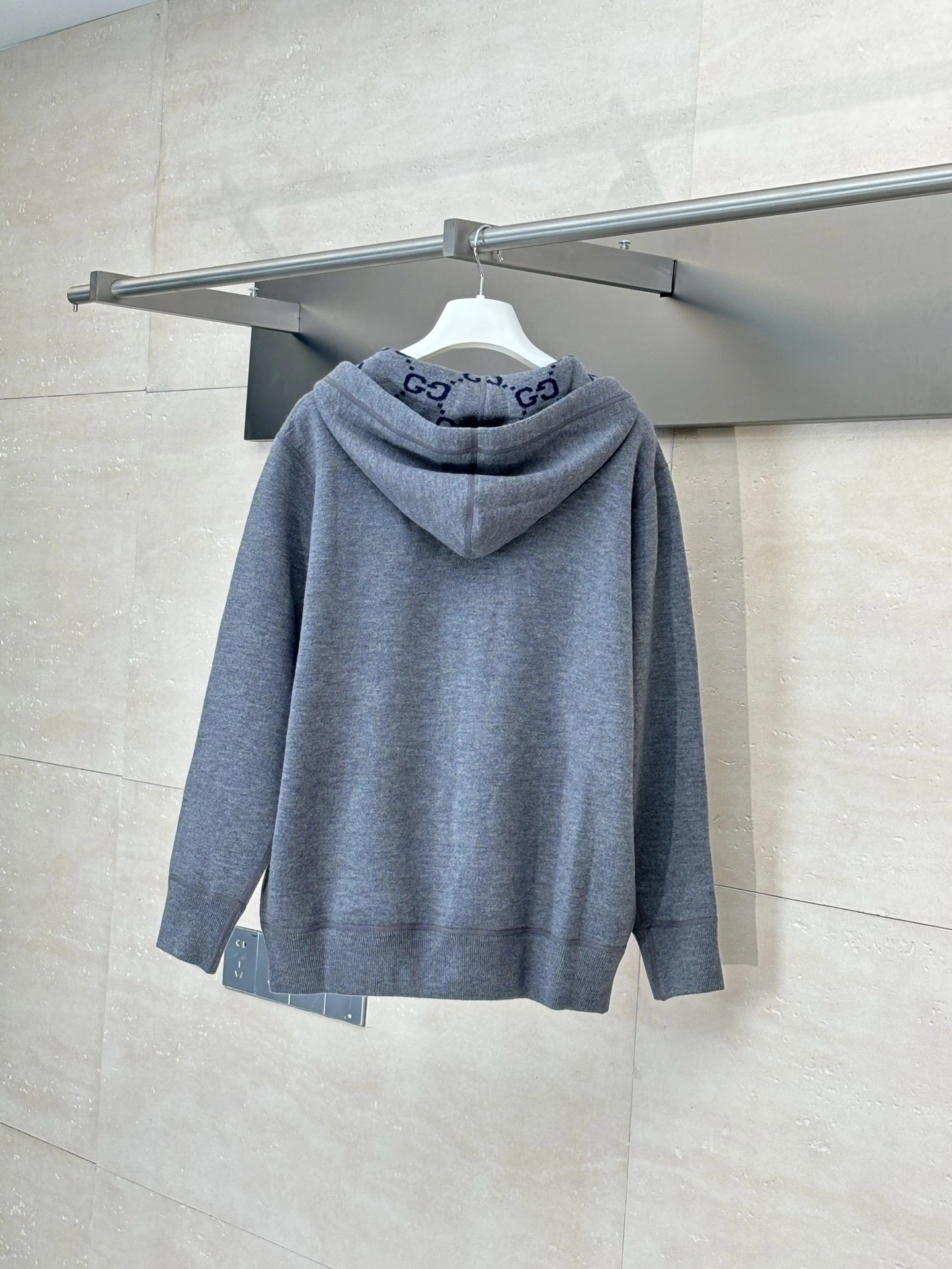 wg.luxury- 6u33i reversible wool item:E-F363F1505